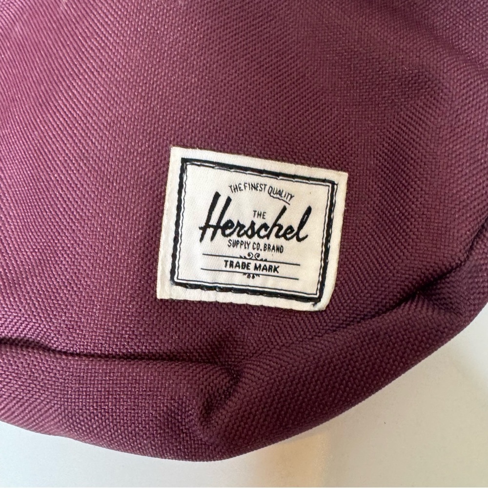 Herschel Supply Co. Classic Hip Pack-Fanny Pack-Waist Bag-Maroon-Zip-Buckle - Picture 4 of 11